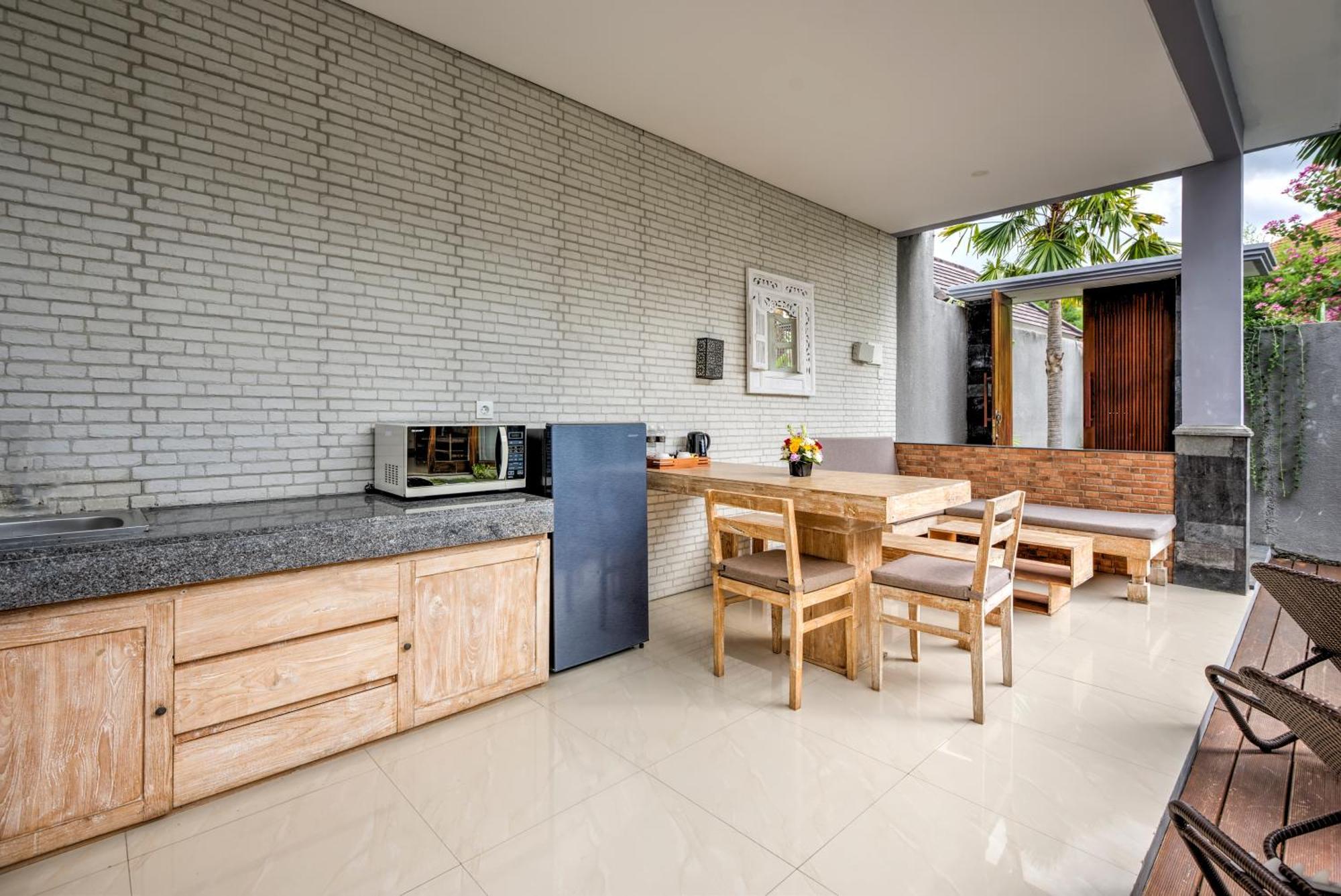 Grand Kesambi Resort And Villas Dalung  Exterior foto